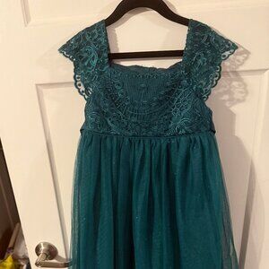 Festive Green KensieGirl Dress Size 7